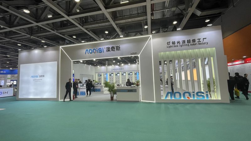 成都展览搭建：揭秘展具租赁的五大关键要素
